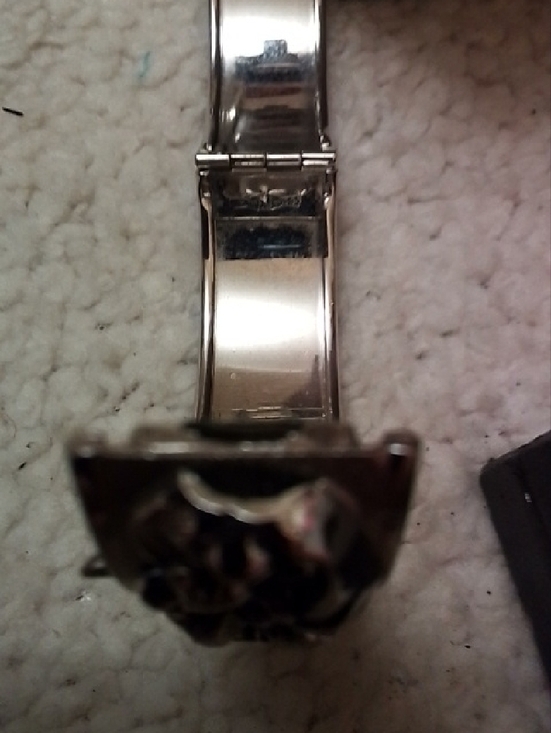 Whiting & Davis Silver Floral Relief Bangle Bracelet - Picture 3 of 3